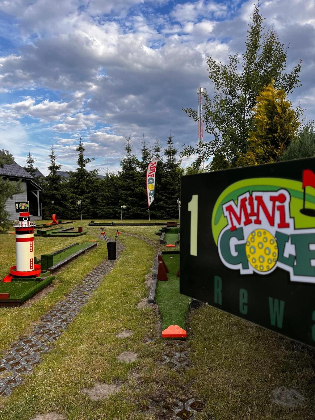 Villa Honoratka Z Prywatnym Polem Do Gry W Mini Golf Rewal Εξωτερικό φωτογραφία